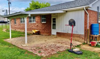 123 E Chestnut, Alderson, WV 24910
