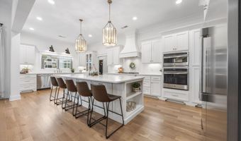 14689 Waterview Ln, Athens, AL 35613