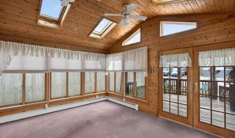 108 W 2ND St, Alburtis, PA 18011