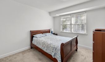 1111 N PITT St 1C, Alexandria, VA 22314
