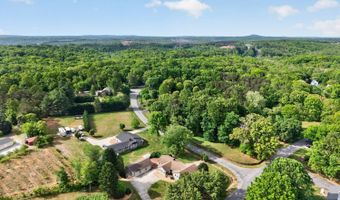 414 Holly Hills Dr, Altavista, VA 24517
