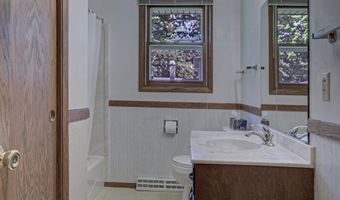 1016 E MARNIE Ln, Appleton, WI 54911