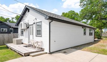 882 Point Judith Rd, Narragansett, RI 02882