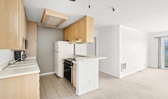 3991 Crown Point Dr P13, San Diego, CA 92109