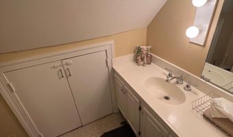 225 N WASHINGTON Street Unit Suite 3-A, Alexandria, VA 22314