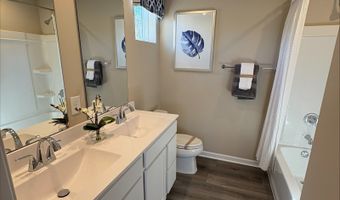 359 Rockridge Dr, Amherst, OH 44001