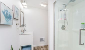 14 Albatross Pt, Bayville, NJ 08721