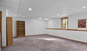 17 Springfield Ct, Madison, WI 53719