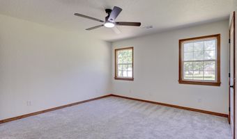 416 E 4th St, Baxter Springs, KS 66713