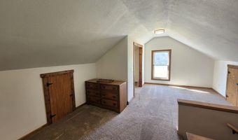 16090 Farm Road 2130, Aurora, MO 65605