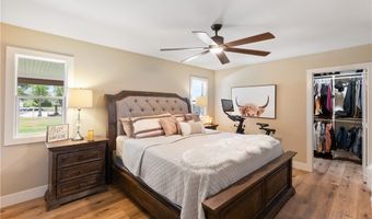 33127 Camelot Dr, Yucaipa, CA 92399