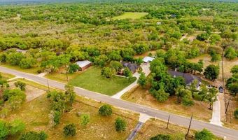 140 Wood Valley Dr, Adkins, TX 78101