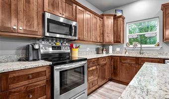 211 Honeysuckle St, Alma, AR 72921