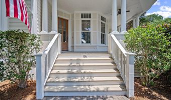 106 Coosaw Club Dr, Beaufort, SC 29907