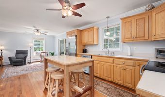 202 Cherry Valley Rd, Alton, NH 03810