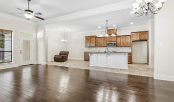 8127 Valencia Ct, Baton Rouge, LA 70820