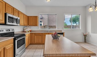 790 W CHERRYWOOD Dr, Chandler, AZ 85248