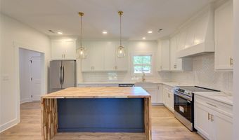408 Edgewood Dr, Belton, SC 29627