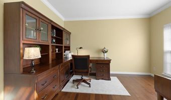 226 Arbor Trails Dr, Ballwin, MO 63021
