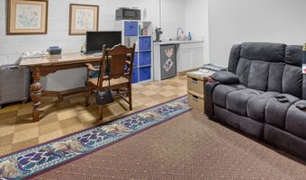 5973 SEARL Ter, Bethesda, MD 20816