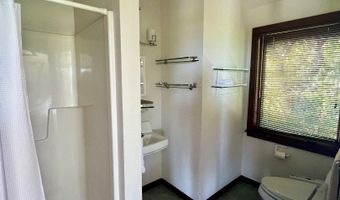 382 Lighthouse Rd, Aquinnah, MA 02535