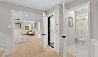 5190 BEDLINGTON Ter, Alexandria, VA 22304