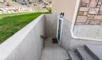 9476 N AVANYU Dr, Cedar Hills, UT 84062