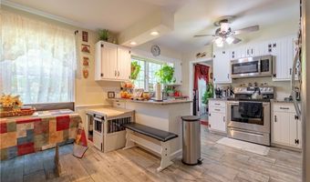 1201 Overlook Dr, Alliance, OH 44601