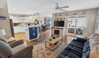 395 LAKESIDE Dr, Lewes, DE 19958