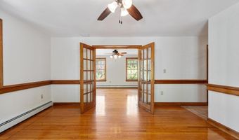 4 Battcock Rd, Billerica, MA 01821