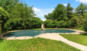 17708 TREE LAWN Dr, Ashton, MD 20861