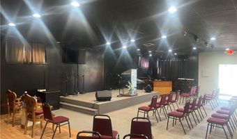 9 Maplewood Ave, Bloomfield, CT 06002