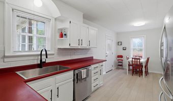 177 N Church St, Austin, IN 47102