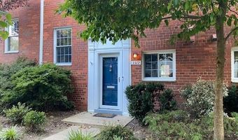 3372 GUNSTON, Alexandria, VA 22302