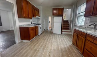 26 Stoehrs Pl, Bridgeport, CT 06606