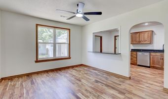 416 E 4th St, Baxter Springs, KS 66713