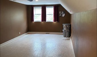 56 Gammon Ave, Auburn, ME 04210