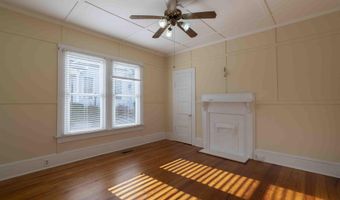 102 Wardlaw St, Abbeville, SC 29620