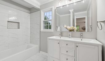 4606 HOLBORN Ave, Annandale, VA 22003