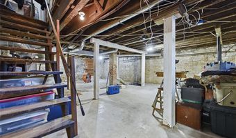 1715 Liberty St, Alton, IL 62002