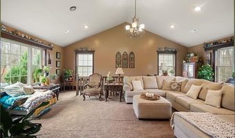 2222 Loree Rd, Applegate, MI 48401