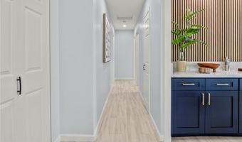 322 Anapalau St, Honolulu, HI 96825