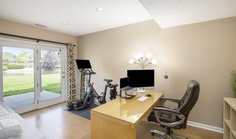 3356 Breckland Ct, Ann Arbor, MI 48108