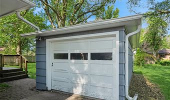 106 NW Scott St, Ankeny, IA 50023