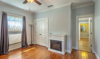 106 17th St, Apalachicola, FL 32320