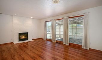 2220 Park Ter NW, Albany, OR 97321
