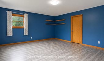 4783 Hinman Settler Rd, Brownington, VT 05860