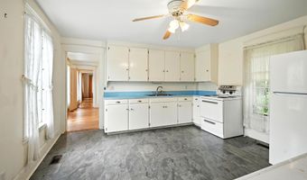 742 Old Stage Rd, Arrowsic, ME 04530