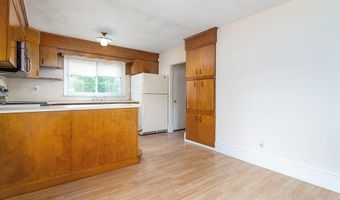 255 Farmington Ave, Cranston, RI 02920