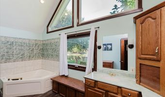 8414 Gallant Fox Dr, Indianapolis, IN 46217